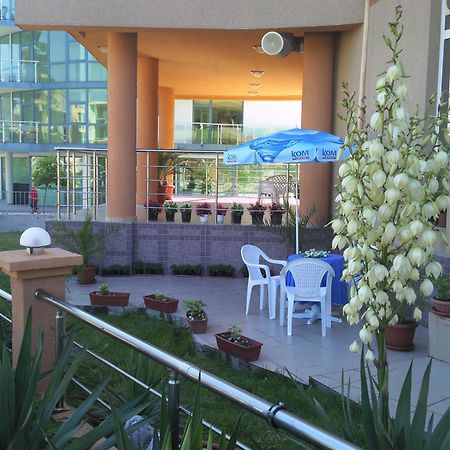 Hotel Venecia Приморско Экстерьер фото